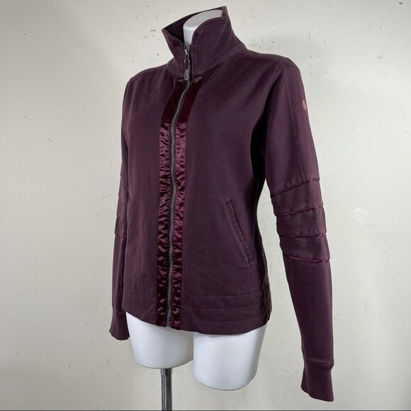 Lululemon Mogul Jacket Satin Ribbon Trim Elbows Quilted Moto Jacket Maroon 6 - Picture 6 of 16